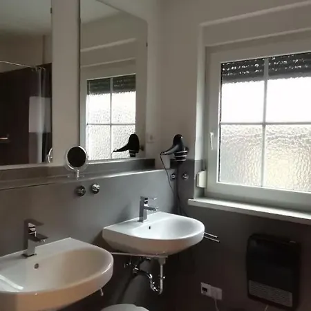 Haus Strandlaeufer _ Eg_fewo 고렌레빈